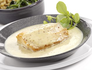 Natural Smoked MSC Haddock in a West Country Vintage Cheddar & Wholegrain Mustard Sauce (skinless, boneless)